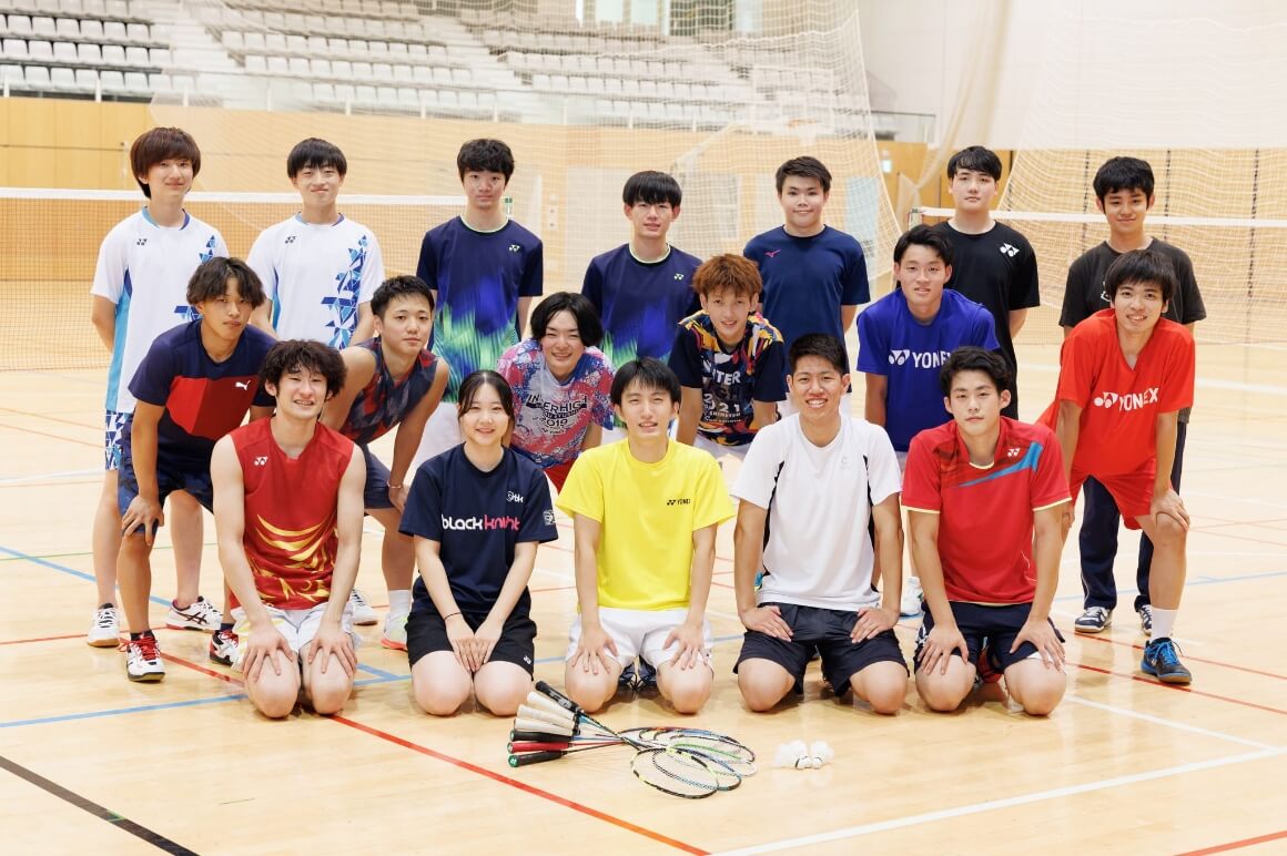 BADMINTON